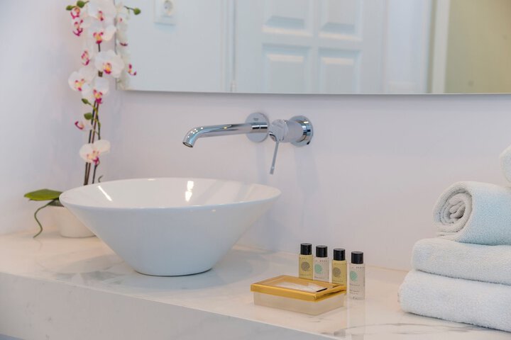 Bathroom Interior Photo