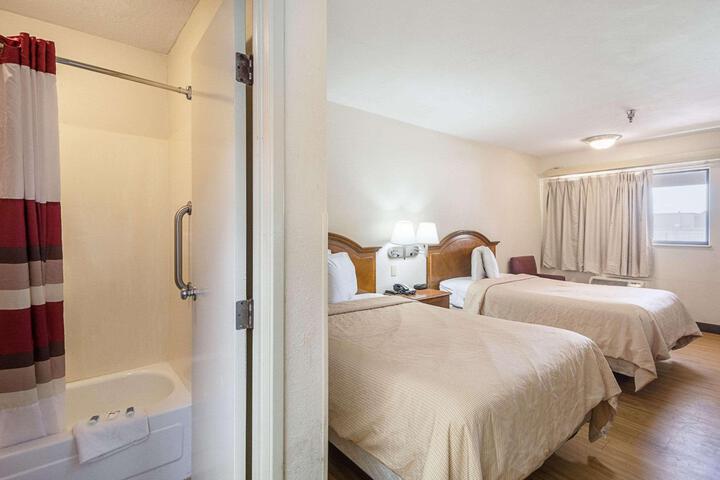 Double Bed (1 of 9)