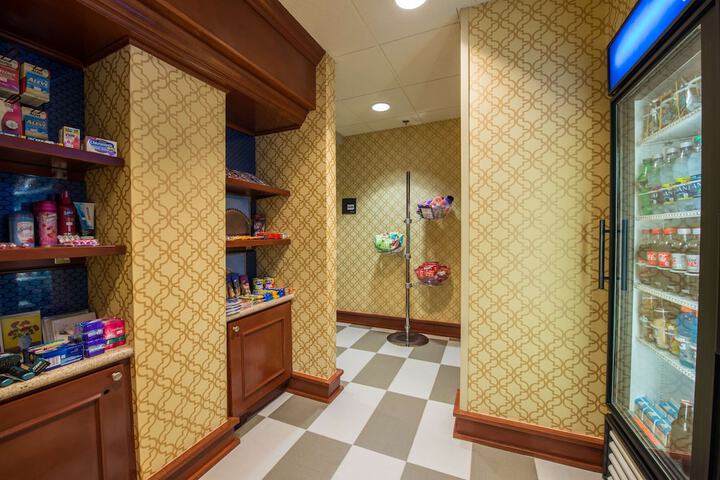 Snack bar