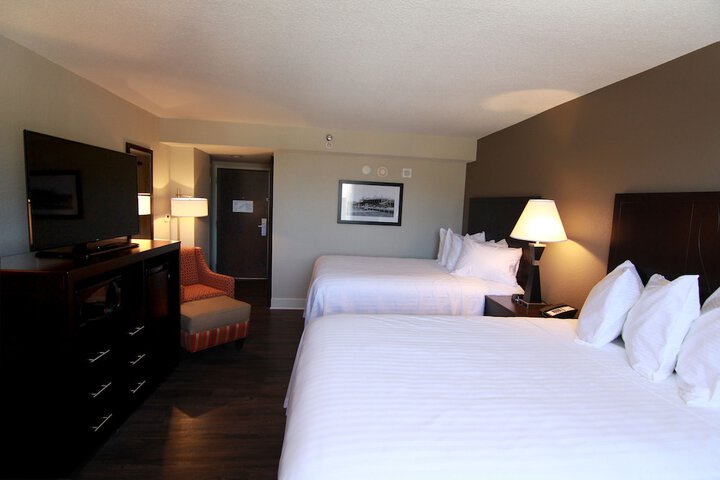 Room 12 of 37