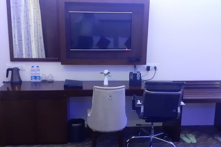 Room 7 of 70