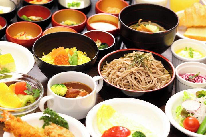 Dining 60 of 65