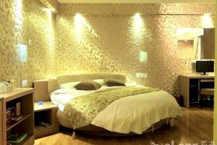 Room 60 of 114