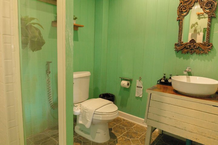 Room 150 of 268