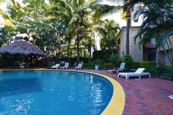 Hotel Suites del Sol