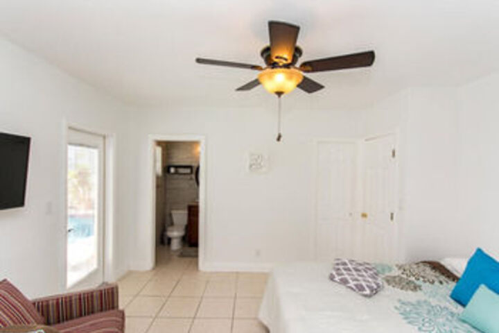 Room 82 of 524