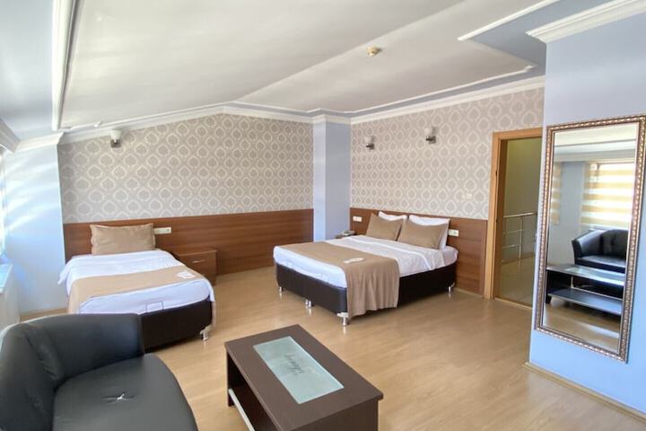 Room 21 of 39