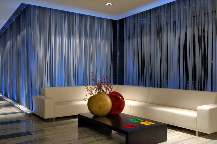 Guest Lobby
