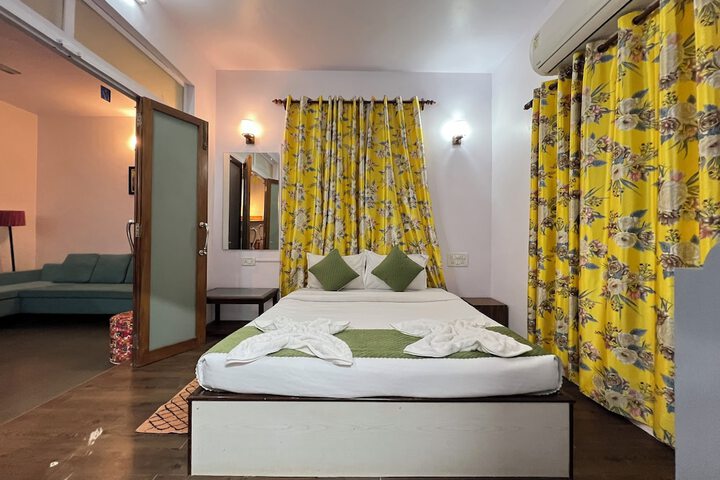 Room 21 of 53