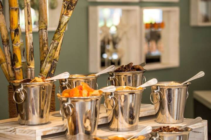 Breakfast/Coffee Service 78 of 137
