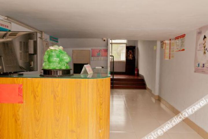 Hotel Interior 6 of 18