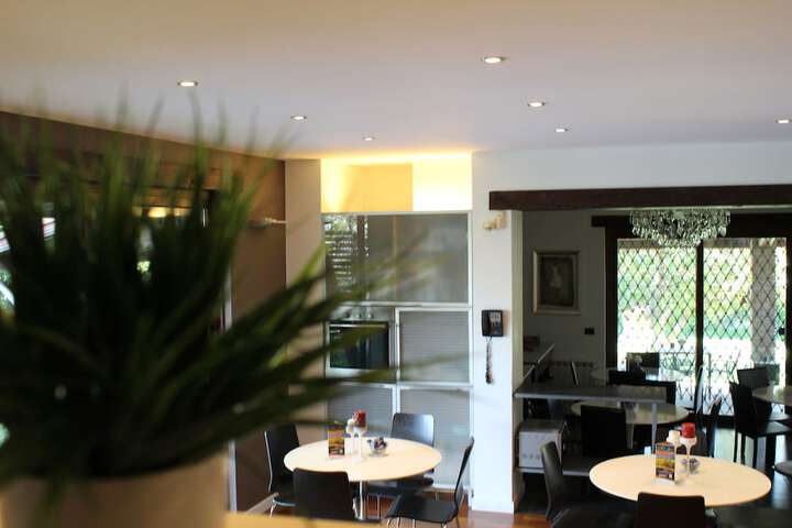 Hotel 2 of 154