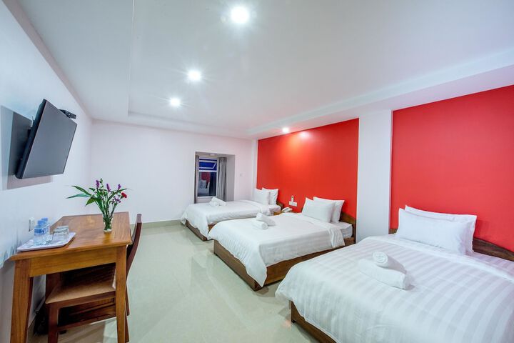 Room 8 of 55