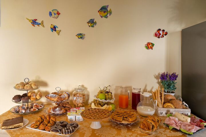 Dining Photos