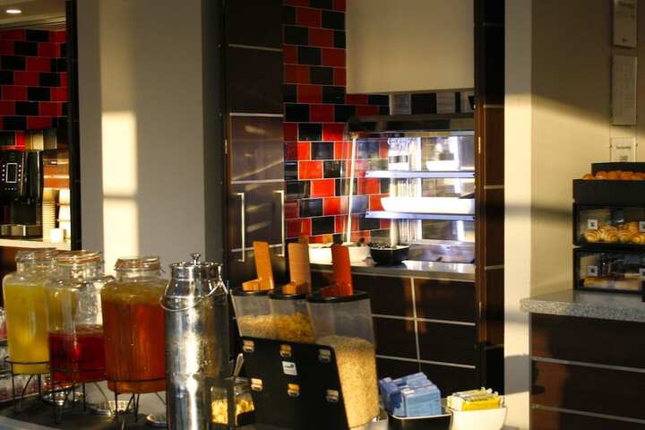 Breakfast/Coffee Service 13 of 17