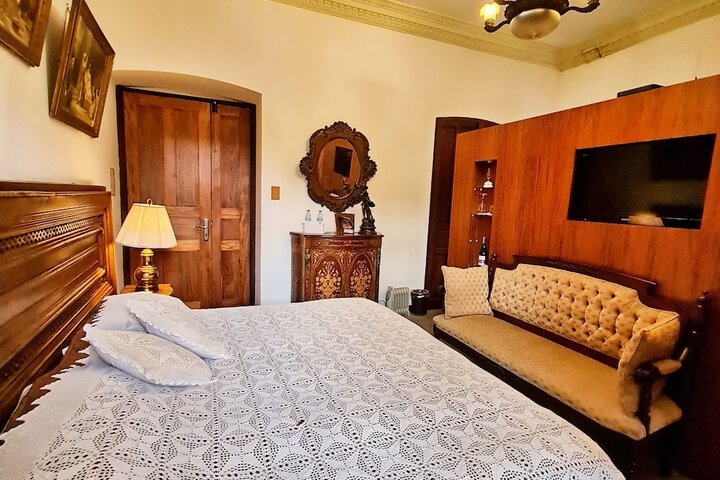 Room 17 of 78