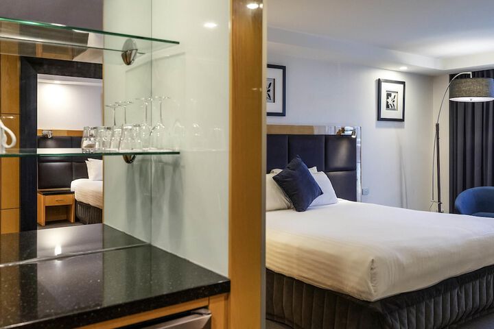 Room 15 of 75