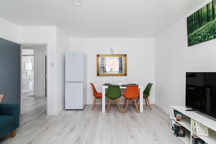 A Stunning Flat in London Gants Hill