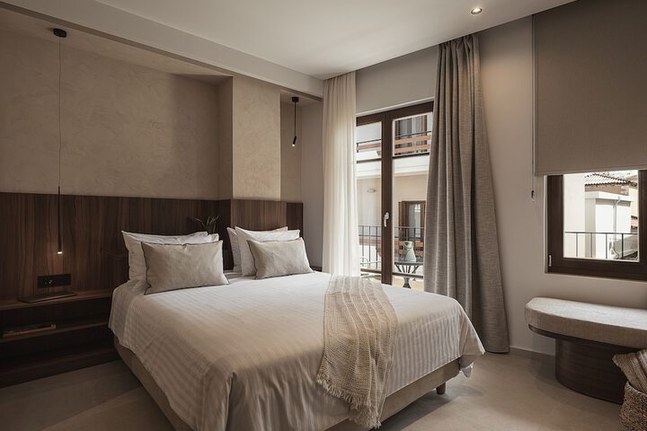 Room 14 of 120