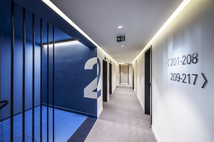 Ballroom/Hall 38 of 42
