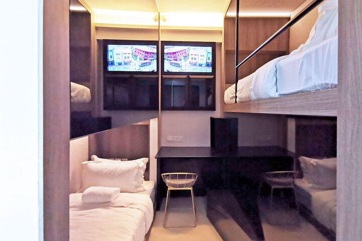 Room 31 of 180