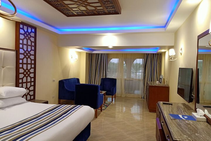 Room 7 of 50