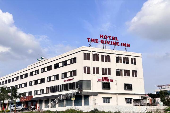 Hotel The Divine Inn