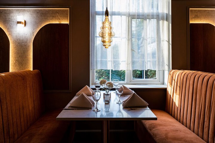 Dining 163 of 295