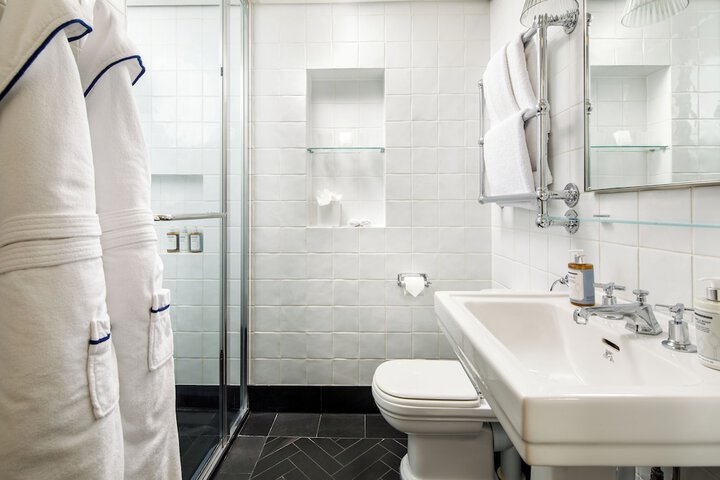 Bathroom Interior Photo