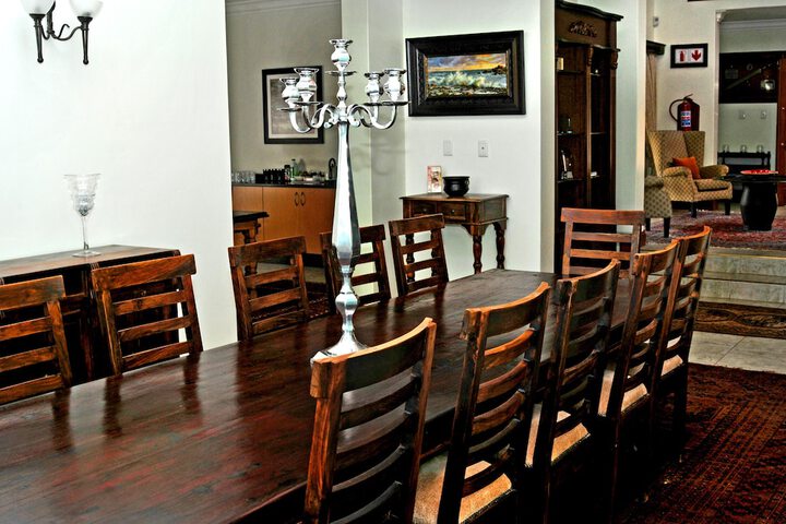 Dining 82 of 112