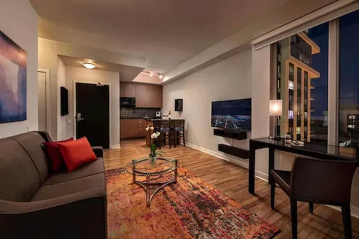 Room 21 of 50