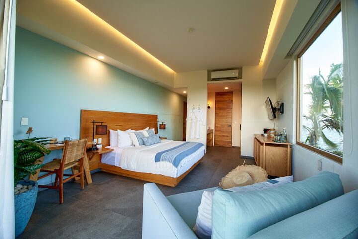 Room 10 of 92