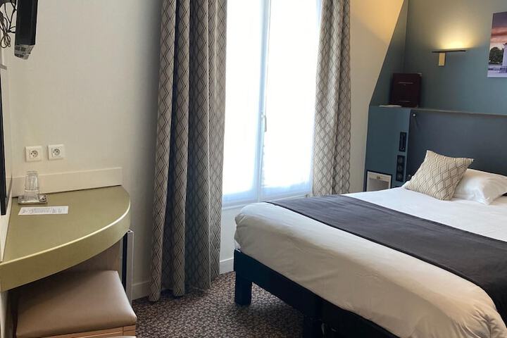 Room 42 of 64