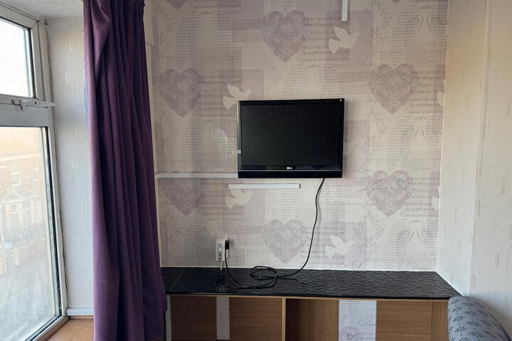 Room 23 of 156