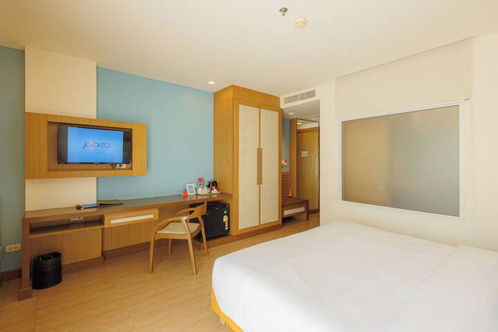 Room 12 of 41