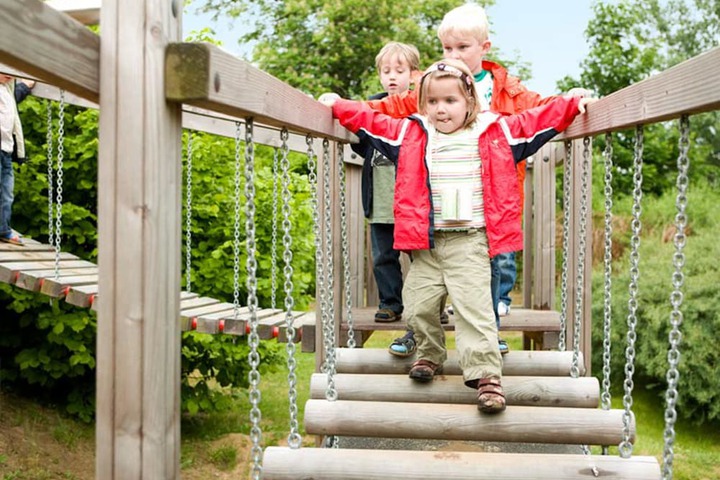 Childrens Activities 78 of 128