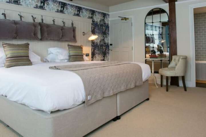 Room 8 of 21