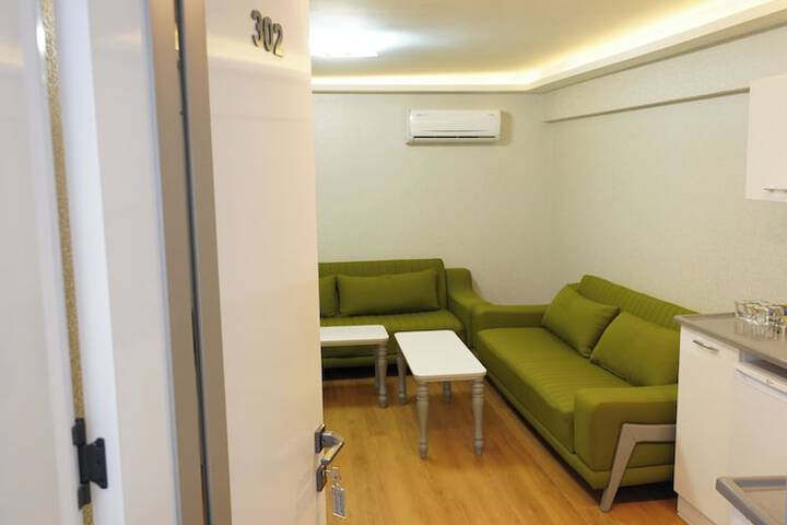 Room 69 of 104
