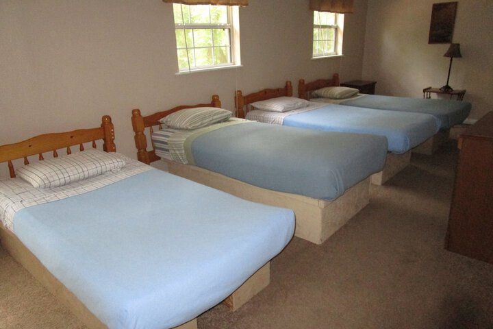 Room 7 of 96