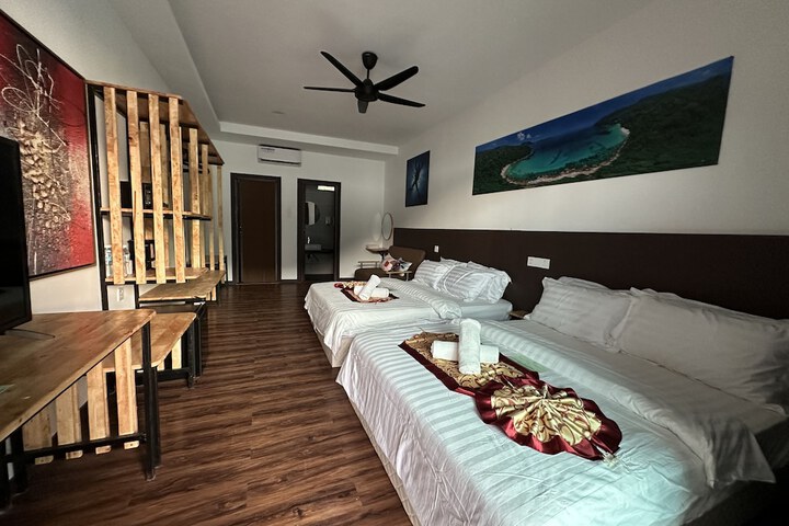 Room 14 of 163