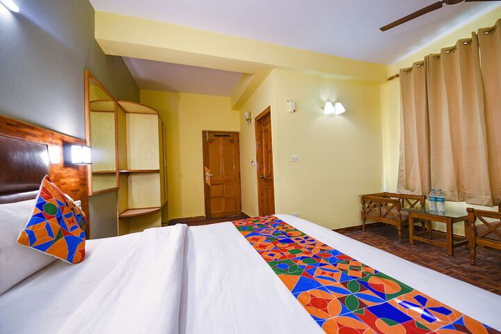 Room 18 of 29