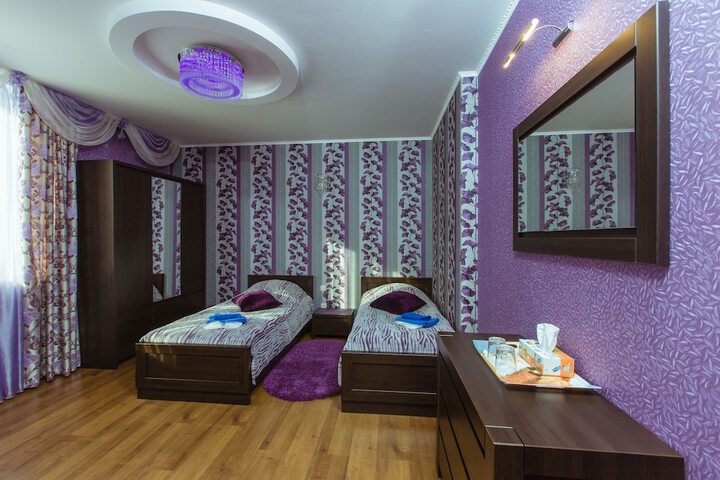 Room 19 of 62