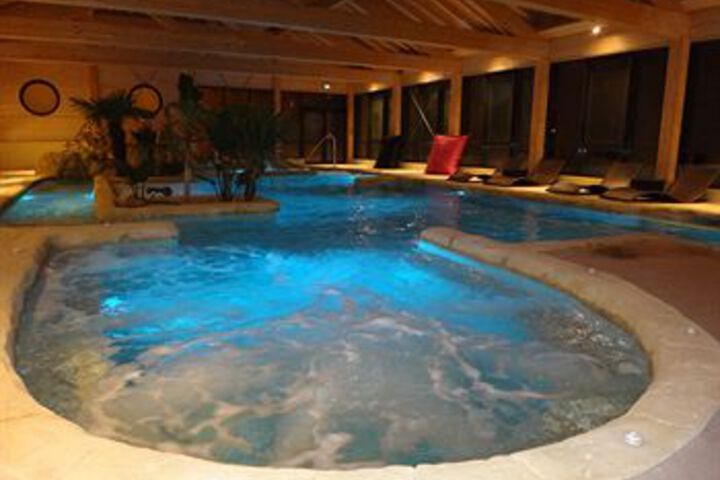 Spa 50 of 74