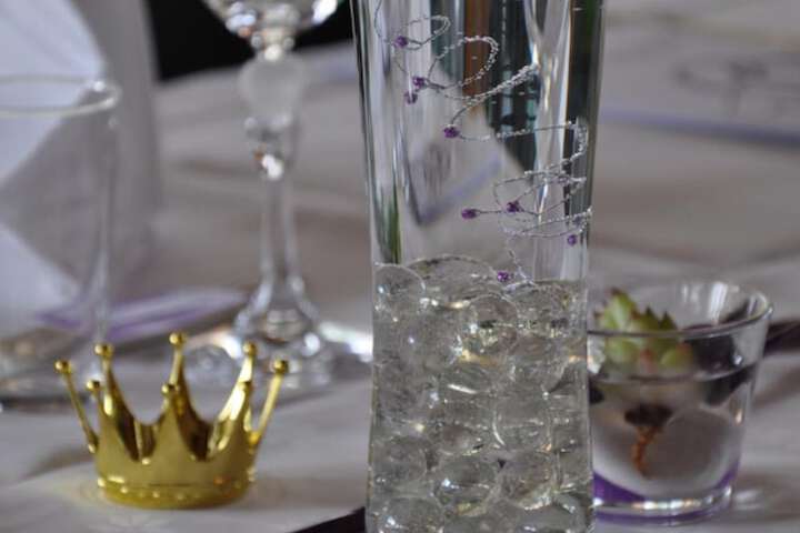 Dining 33 of 67