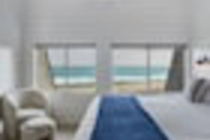 Room 206 of 984