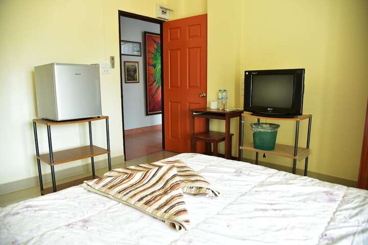 Room 6 of 22
