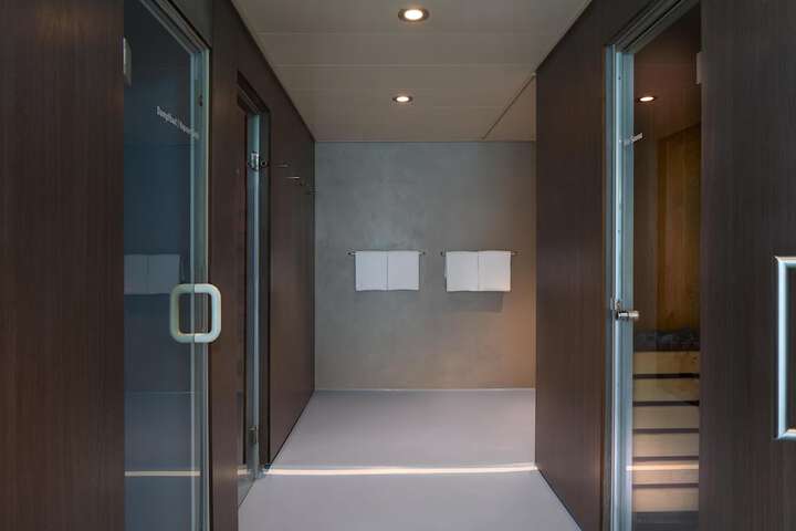 Spa 136 of 289