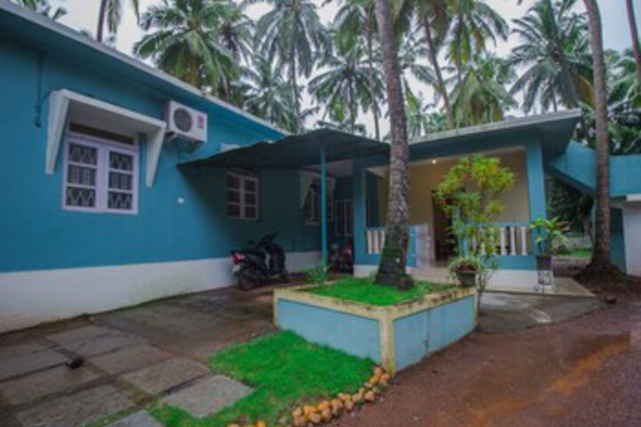 OYO 16456 Home Decent 1BHK Vagator