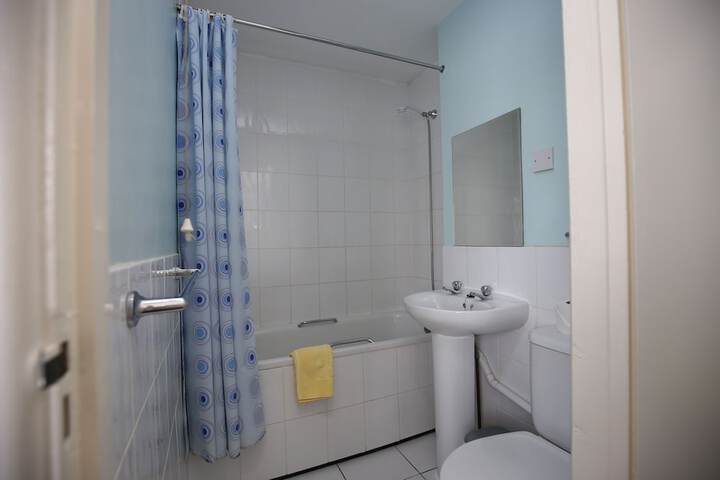 Room 15 of 37