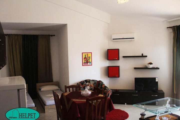 Room 18 of 25